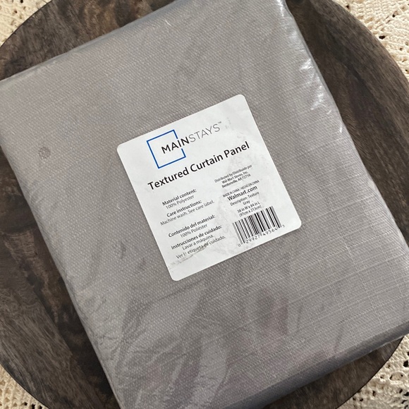 Mainstays textured Gray mod curtain one panel 38“ x 84“ new linen like texture - Picture 2 of 7